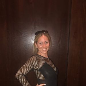 Meet your Posher, Gloria